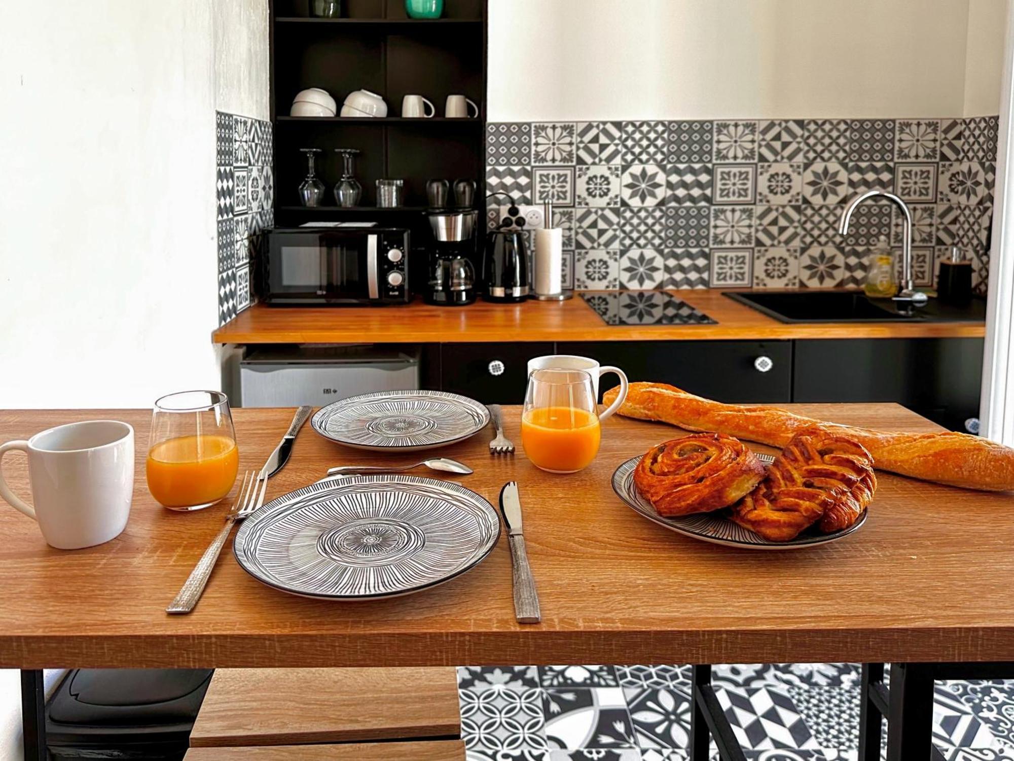 Appartement Entier Cosy Avec Balcon - Centre モンペリエ エクステリア 写真